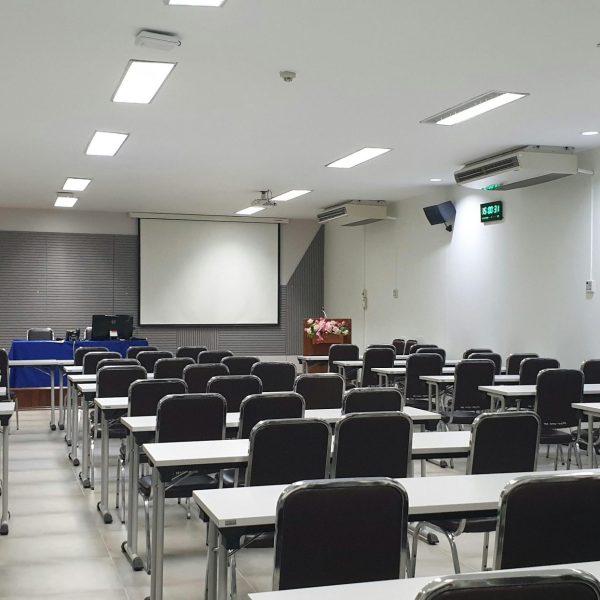 pexels-ifangfang-3864594